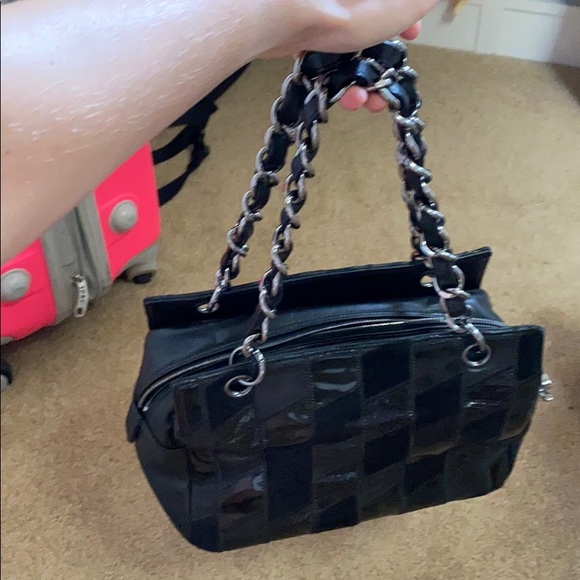 Chanel - Picture 8 of 8